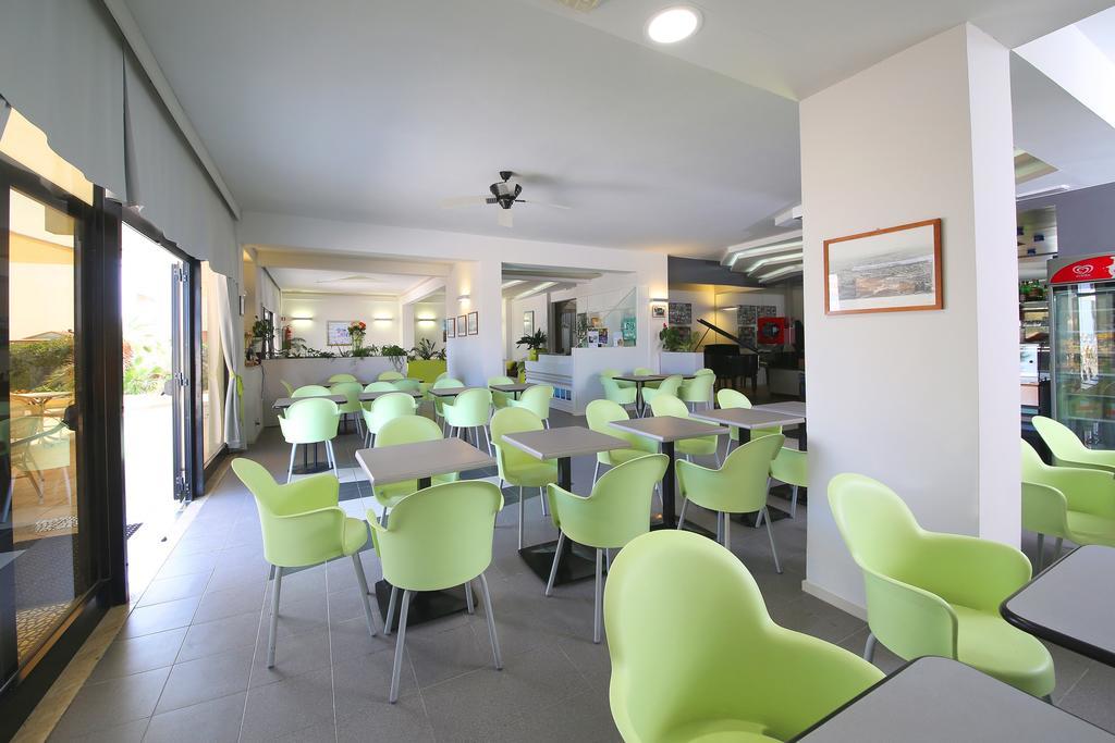 Hotel Caravel ماروتّا المظهر الخارجي الصورة
