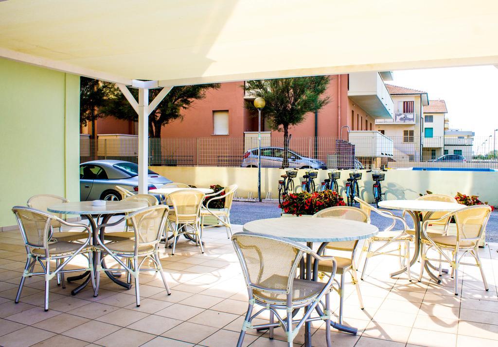 Hotel Caravel ماروتّا المظهر الخارجي الصورة