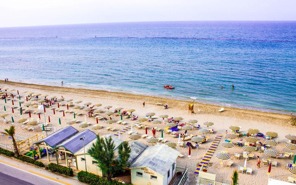 Hotel Caravel ماروتّا المظهر الخارجي الصورة